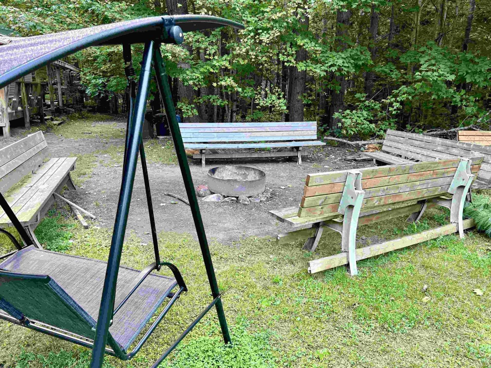 High Falls Bay Cottages, Camping & Waterpark Bracebridge Exterior photo