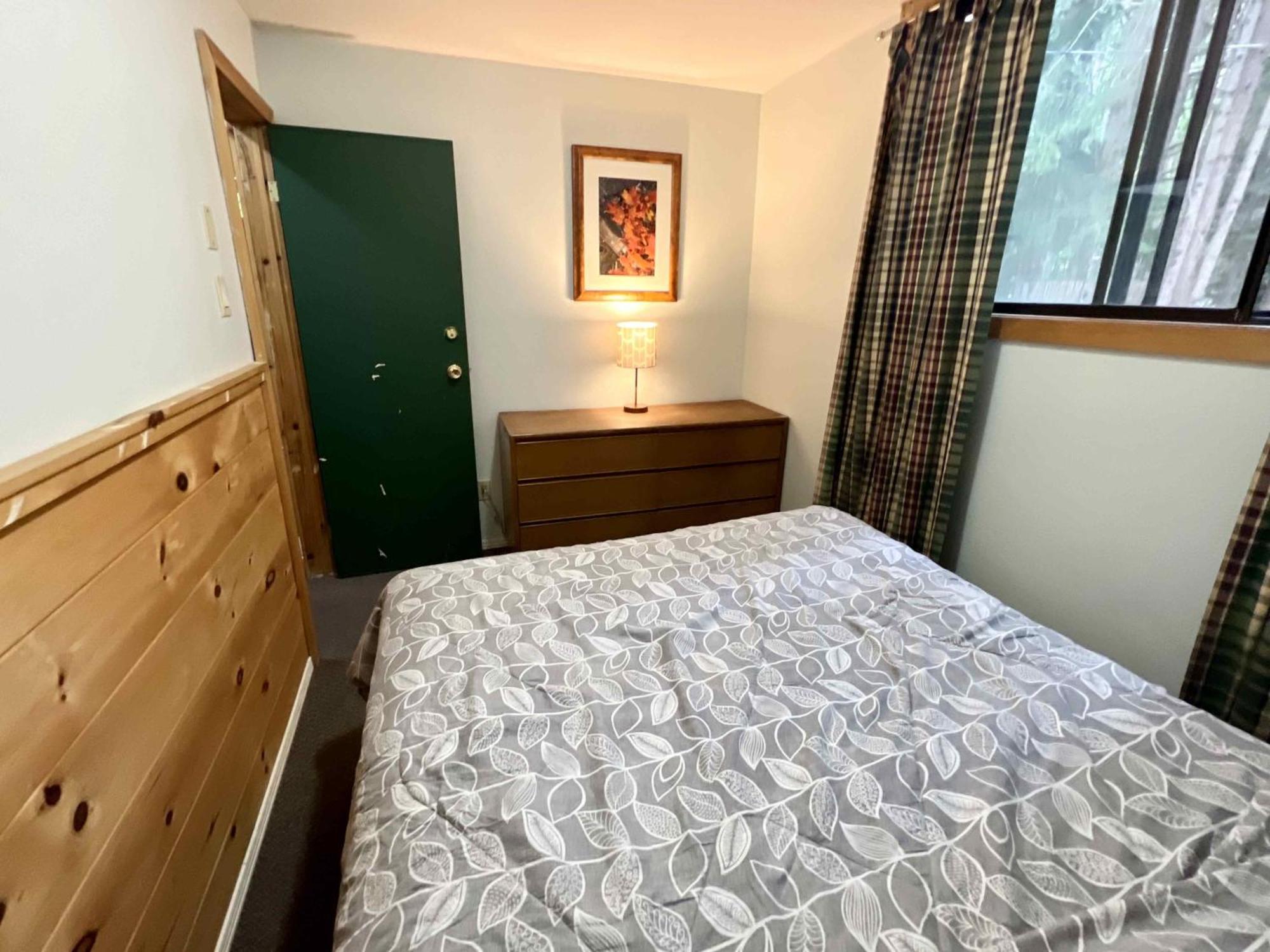 High Falls Bay Cottages, Camping & Waterpark Bracebridge Exterior photo